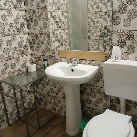 Zen Hostel *